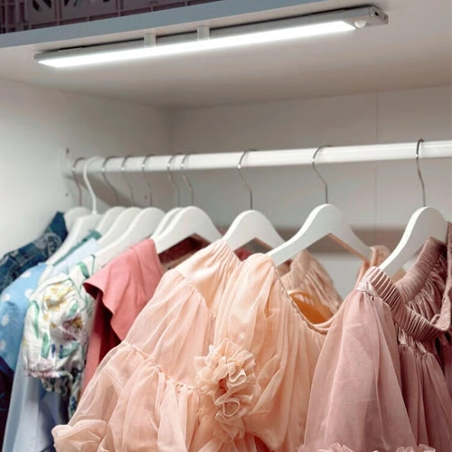 LED линейный светильник с сенсором 60cm, 4W, 3000-6500K, IP20