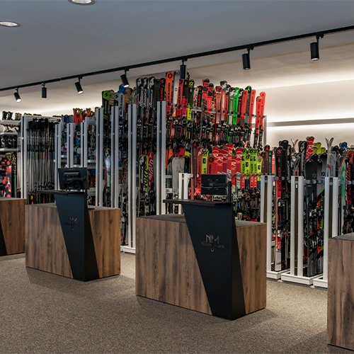 LED Sliežu gaismeklis, 3F, 35W, 4000K, 2800Lm, 24°, IP20