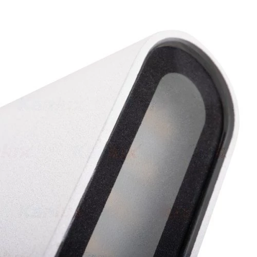 Fasādes gaismeklis 8W 4000K IP54 GARTO